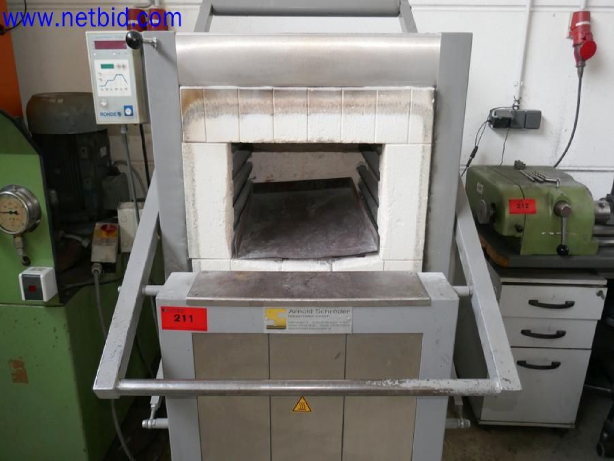 Machines from the toolmaking sector (CNC machining, grinding technology)-3