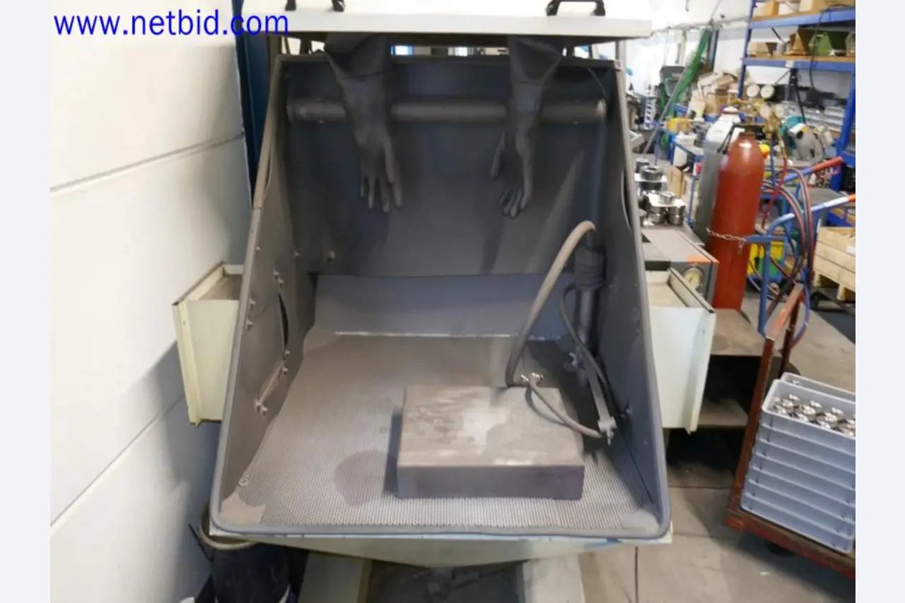 Machines from the toolmaking sector (CNC machining, grinding technology)-4