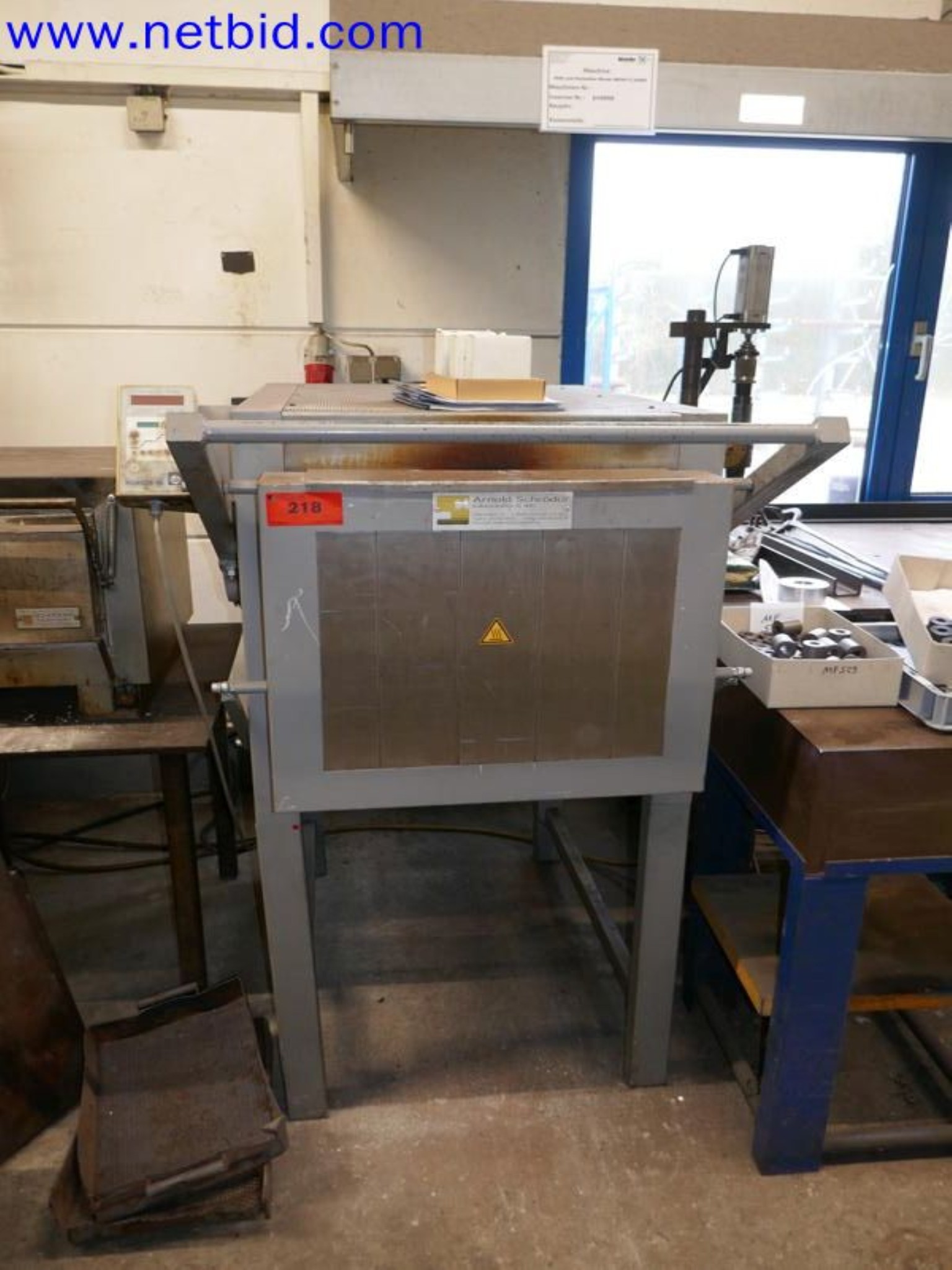 Machines from the toolmaking sector (CNC machining, grinding technology)-1