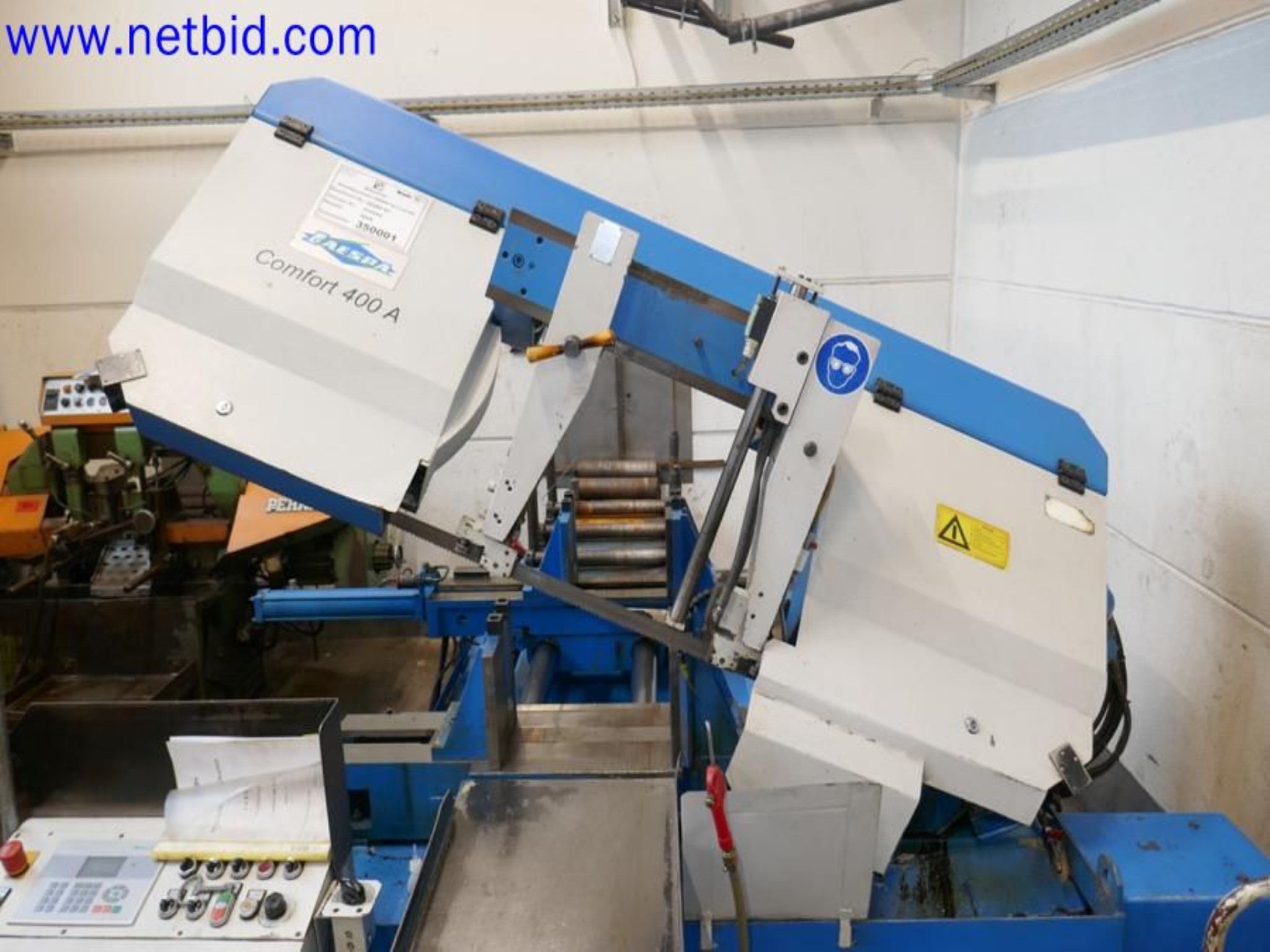 Machines from the toolmaking sector (CNC machining, grinding technology)-1