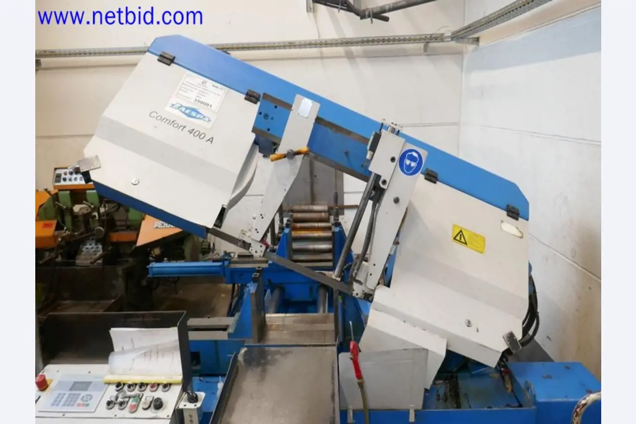 Machines from the toolmaking sector (CNC machining, grinding technology)-1