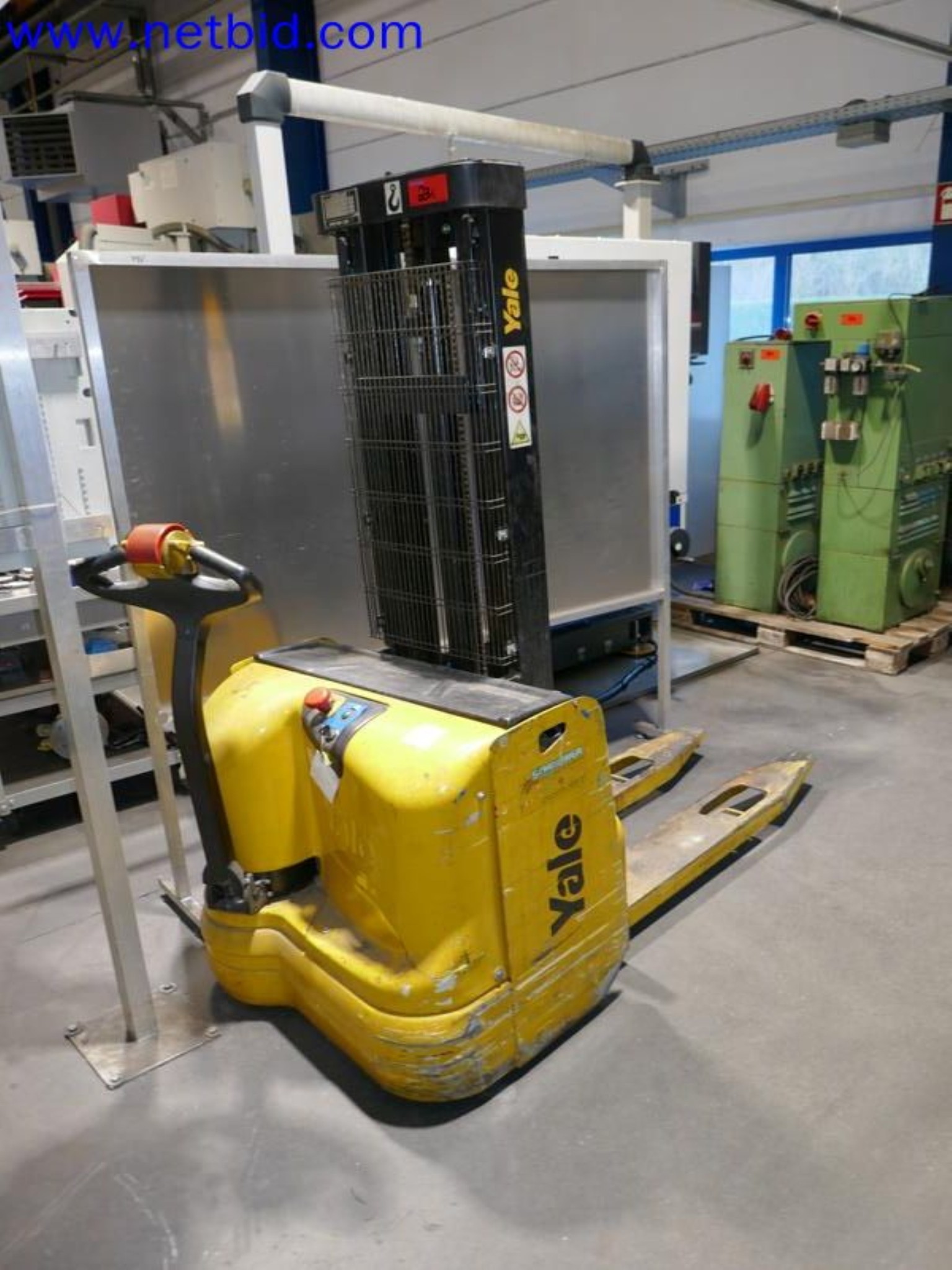 Machines from the toolmaking sector (CNC machining, grinding technology)-3