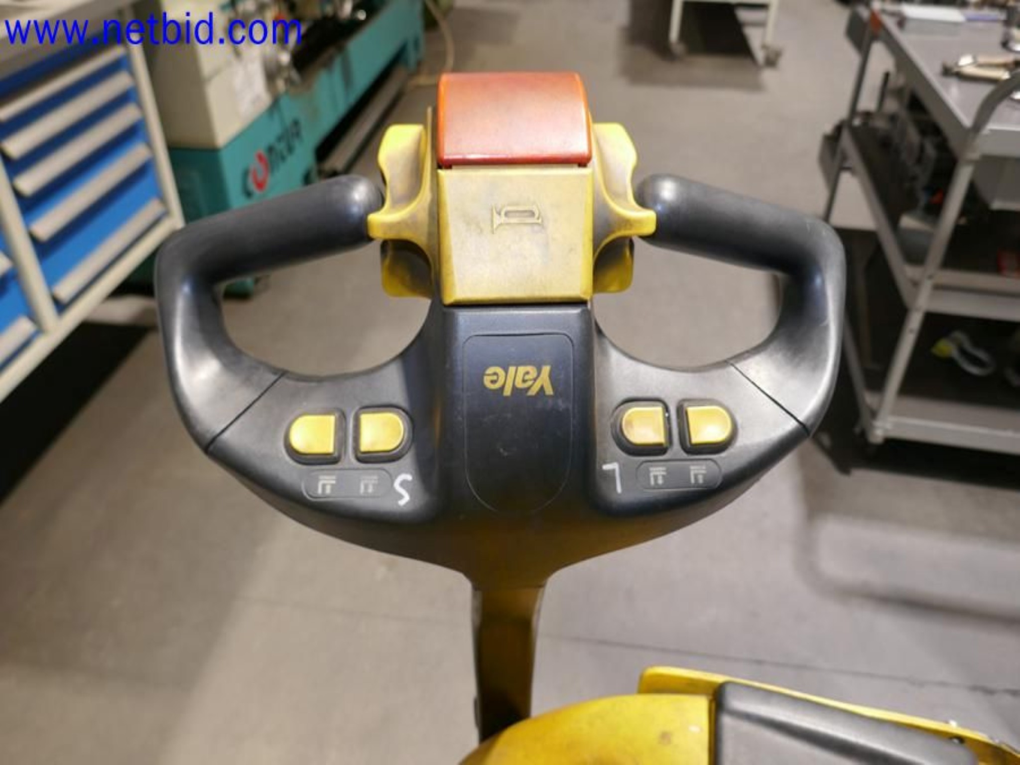 Machines from the toolmaking sector (CNC machining, grinding technology)-4