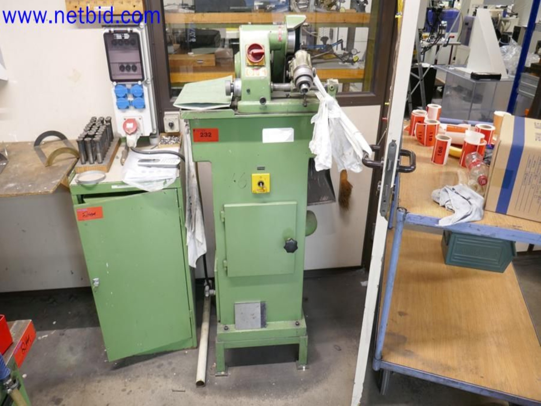 Machines from the toolmaking sector (CNC machining, grinding technology)-1