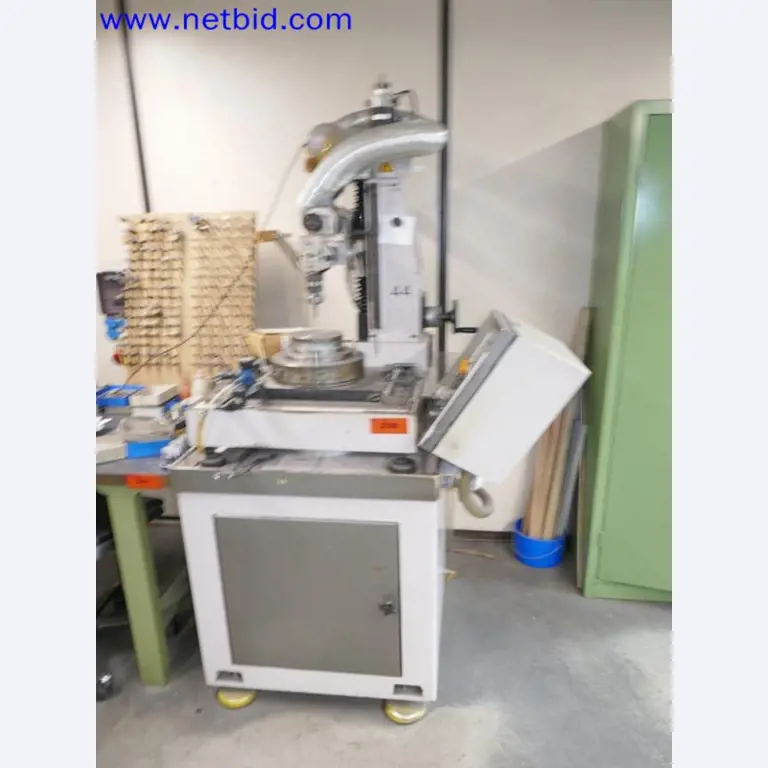 Machines from the toolmaking sector (CNC machining, grinding technology)-1