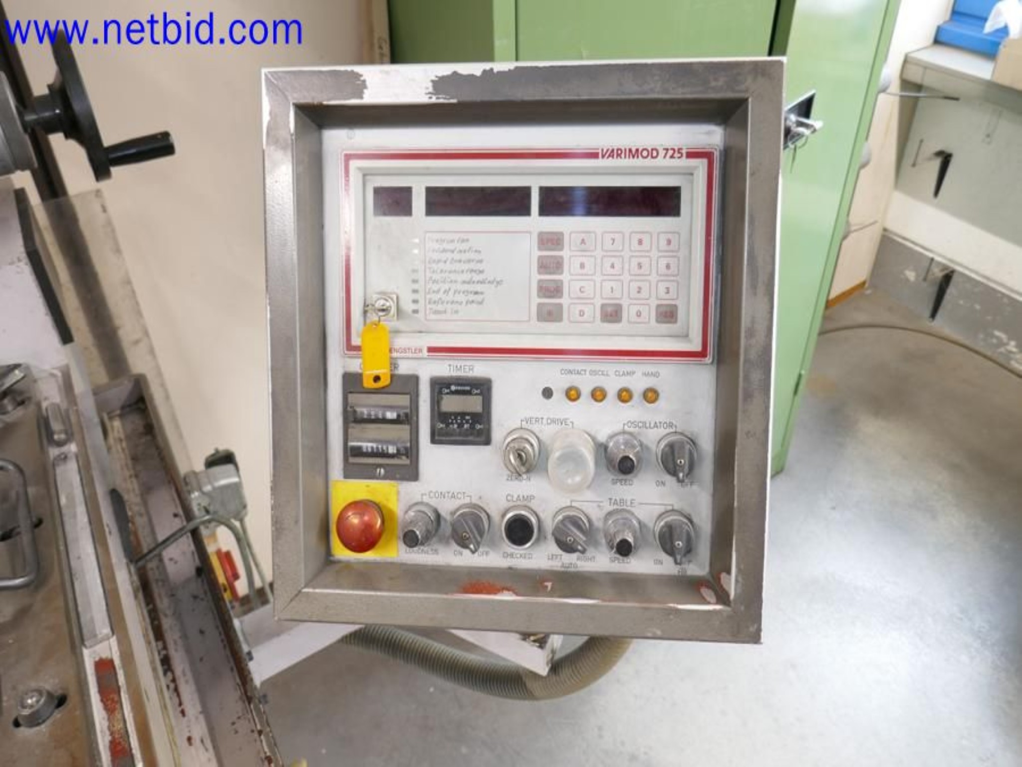 Machines from the toolmaking sector (CNC machining, grinding technology)-4