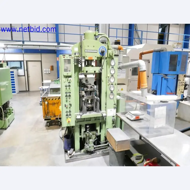 Machines from the toolmaking sector (CNC machining, grinding technology)-7