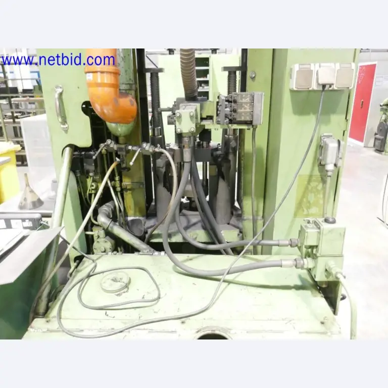 Machines from the toolmaking sector (CNC machining, grinding technology)-8