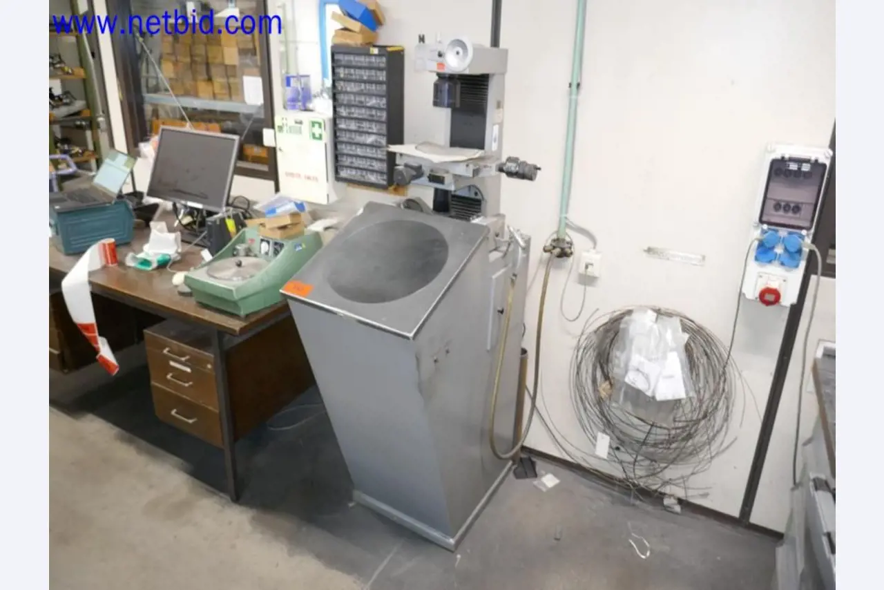 Machines from the toolmaking sector (CNC machining, grinding technology)-1