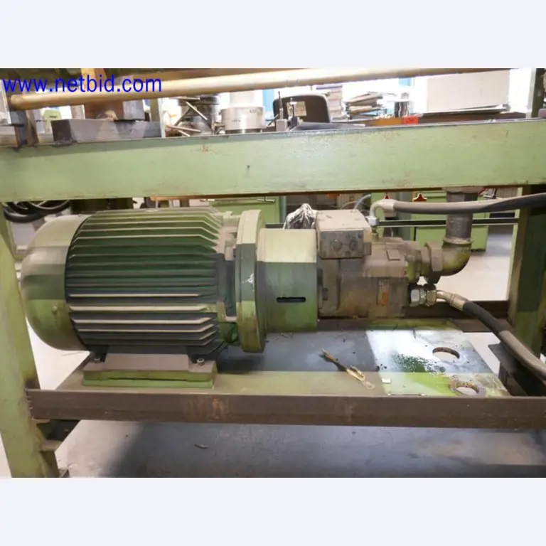 Machines from the toolmaking sector (CNC machining, grinding technology)-2