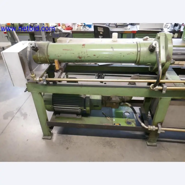 Machines from the toolmaking sector (CNC machining, grinding technology)-4