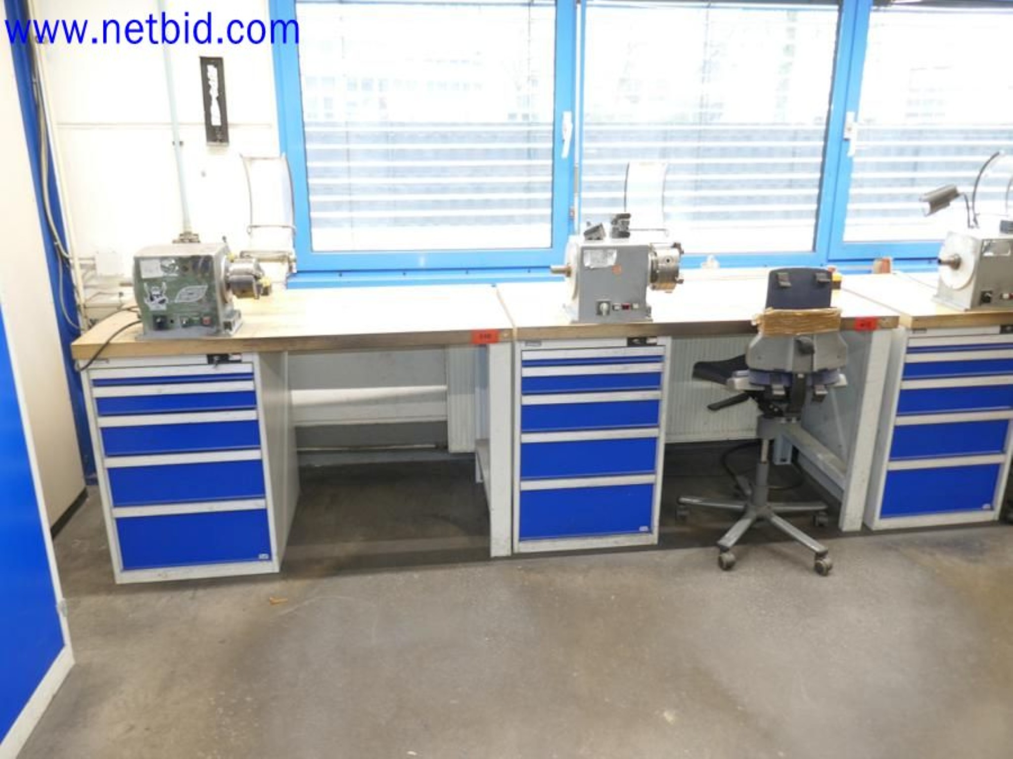 Machines from the toolmaking sector (CNC machining, grinding technology)-1