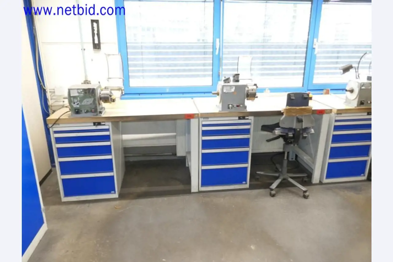 Machines from the toolmaking sector (CNC machining, grinding technology)-1