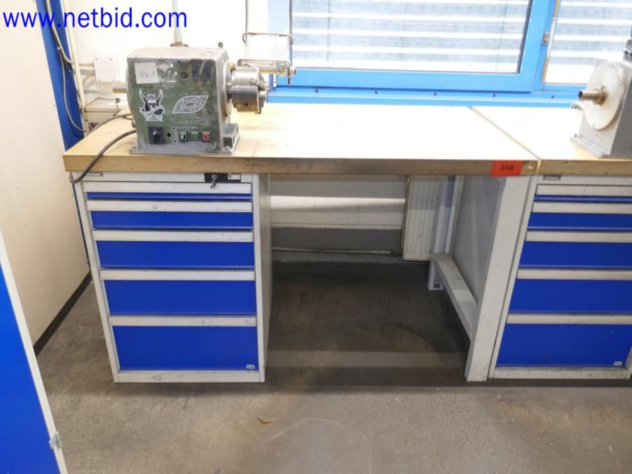 Machines from the toolmaking sector (CNC machining, grinding technology)-8