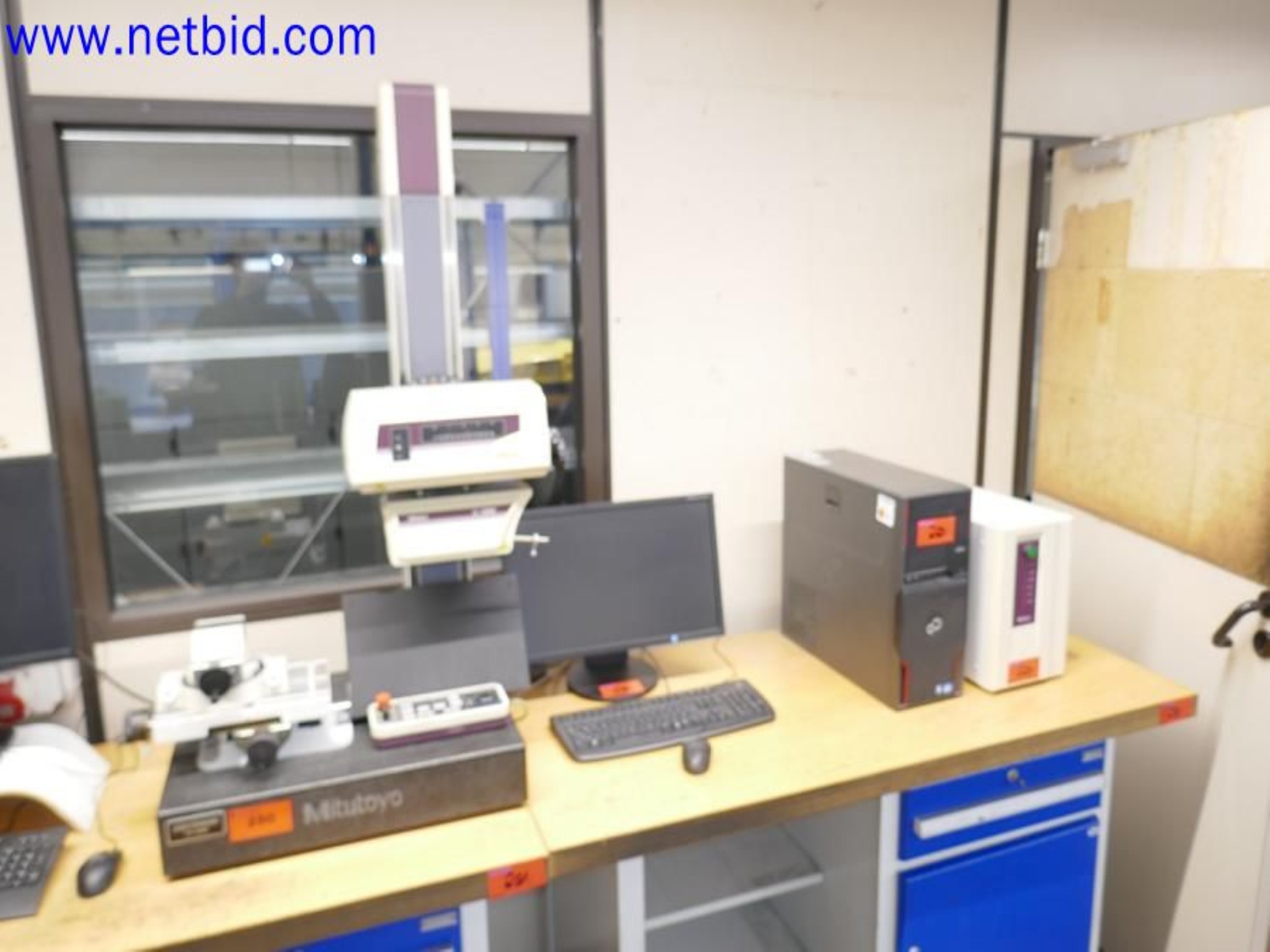 Machines from the toolmaking sector (CNC machining, grinding technology)-1