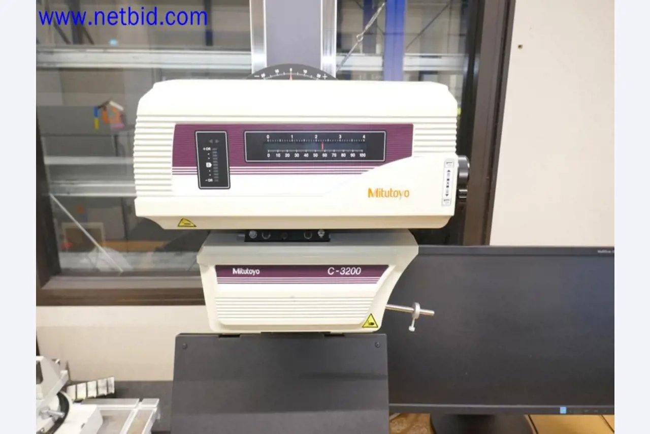 Machines from the toolmaking sector (CNC machining, grinding technology)-4