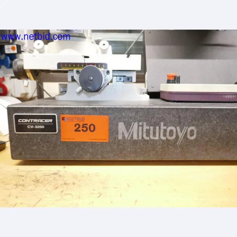 Machines from the toolmaking sector (CNC machining, grinding technology)-7