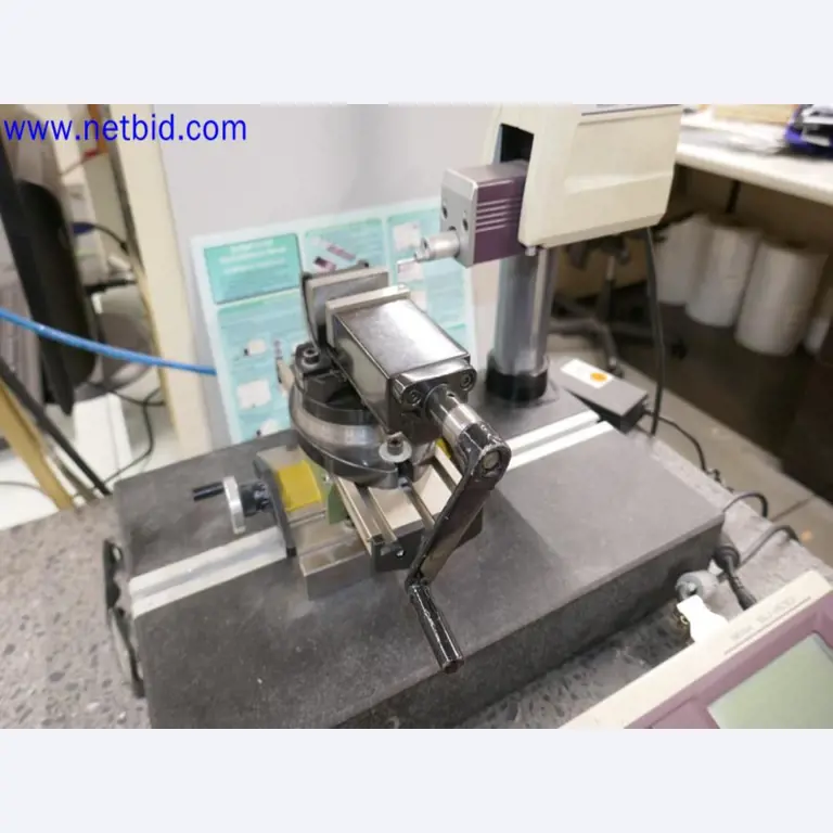 Machines from the toolmaking sector (CNC machining, grinding technology)-3