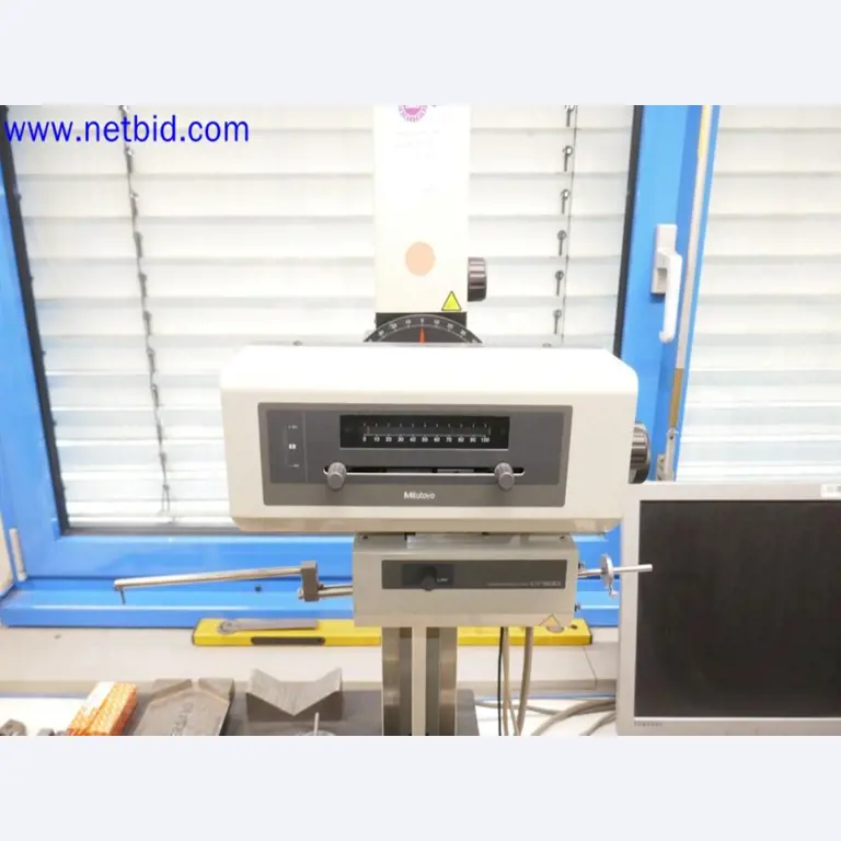 Machines from the toolmaking sector (CNC machining, grinding technology)-1