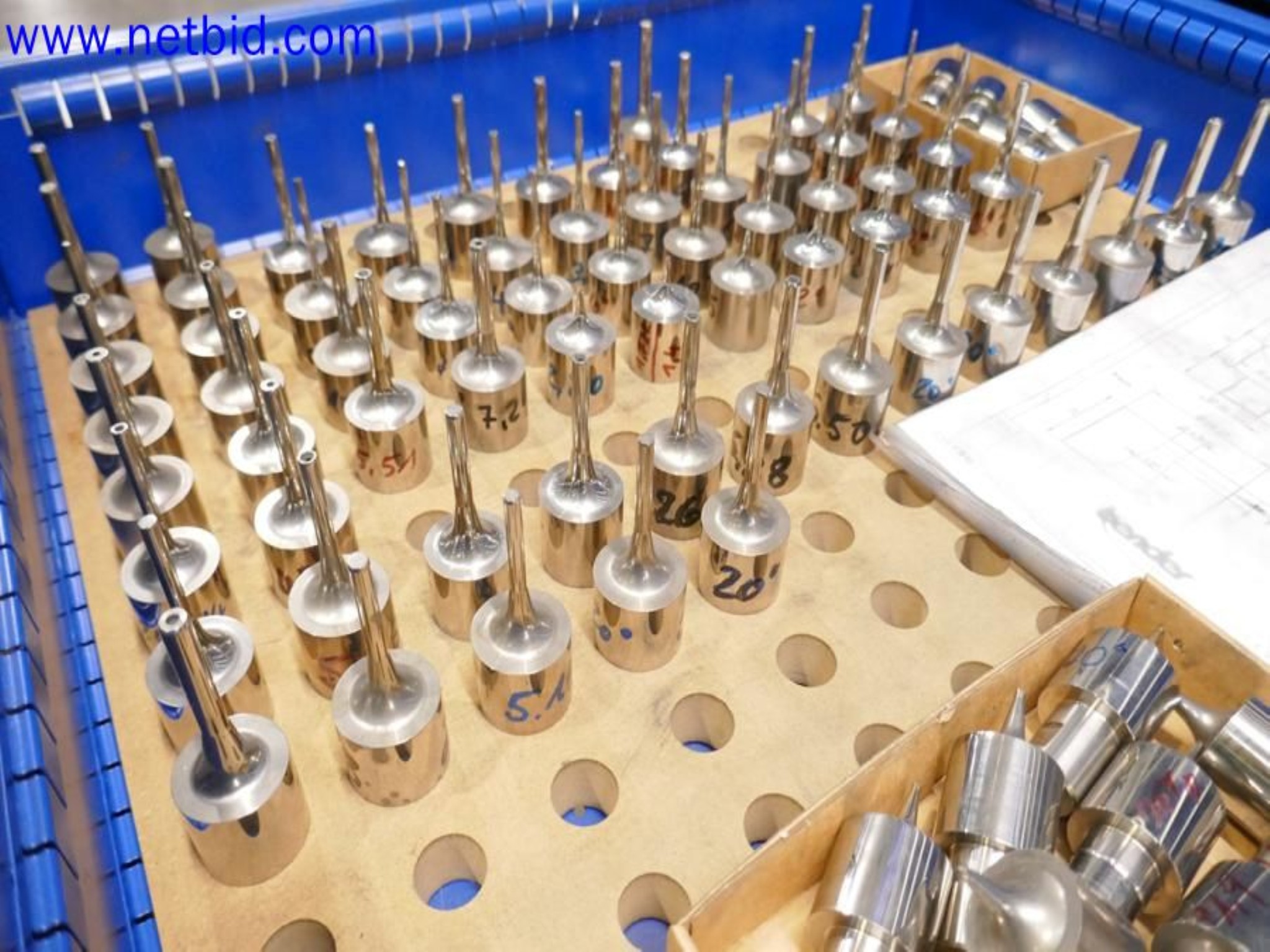 Machines from the toolmaking sector (CNC machining, grinding technology)-14