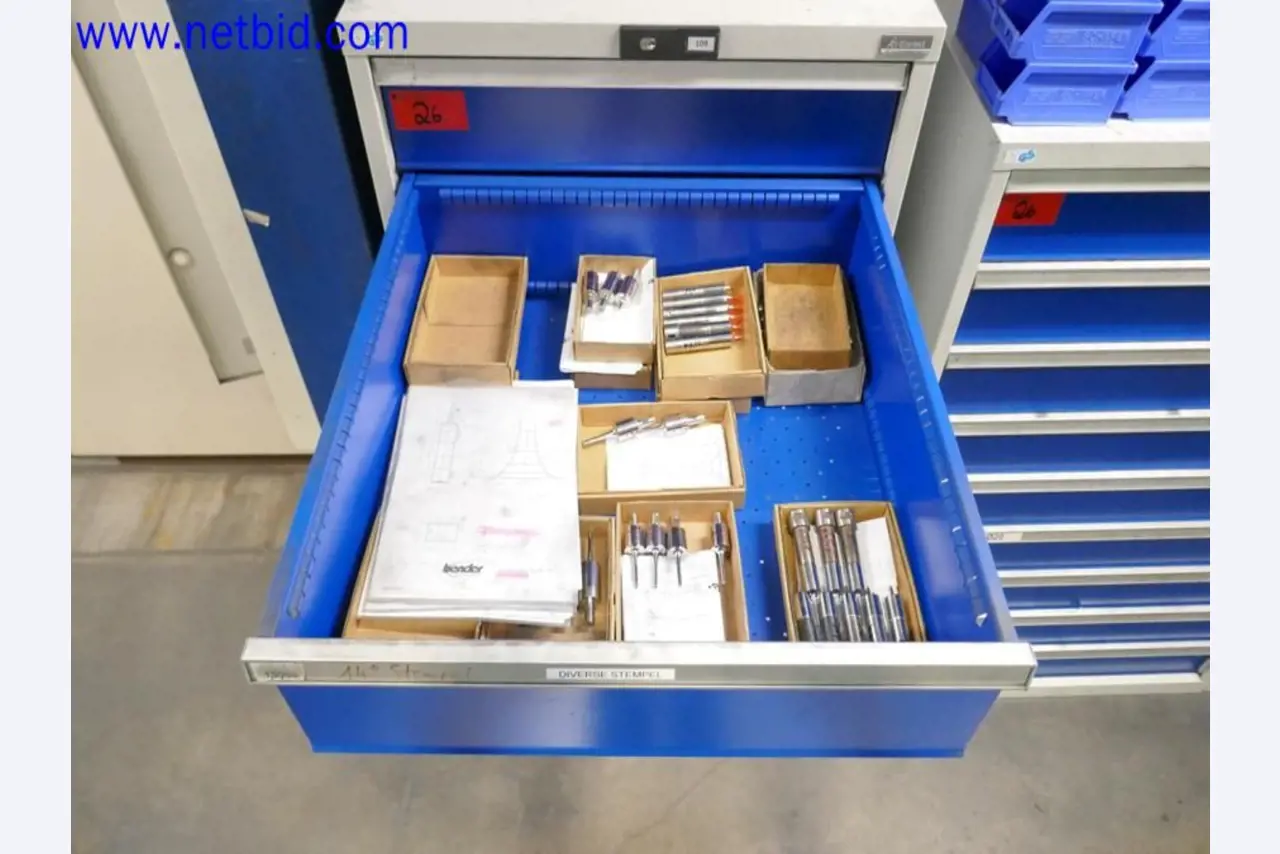 Machines from the toolmaking sector (CNC machining, grinding technology)-15