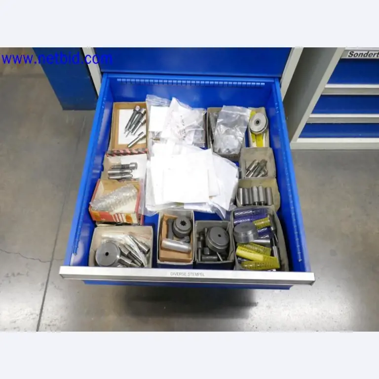 Machines from the toolmaking sector (CNC machining, grinding technology)-26