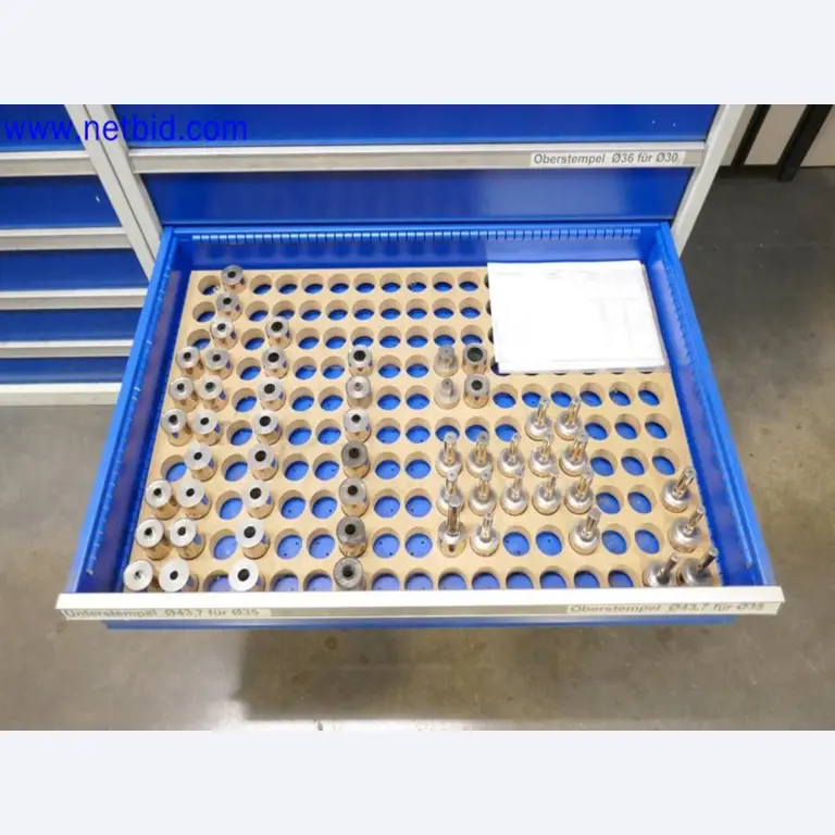 Machines from the toolmaking sector (CNC machining, grinding technology)-9