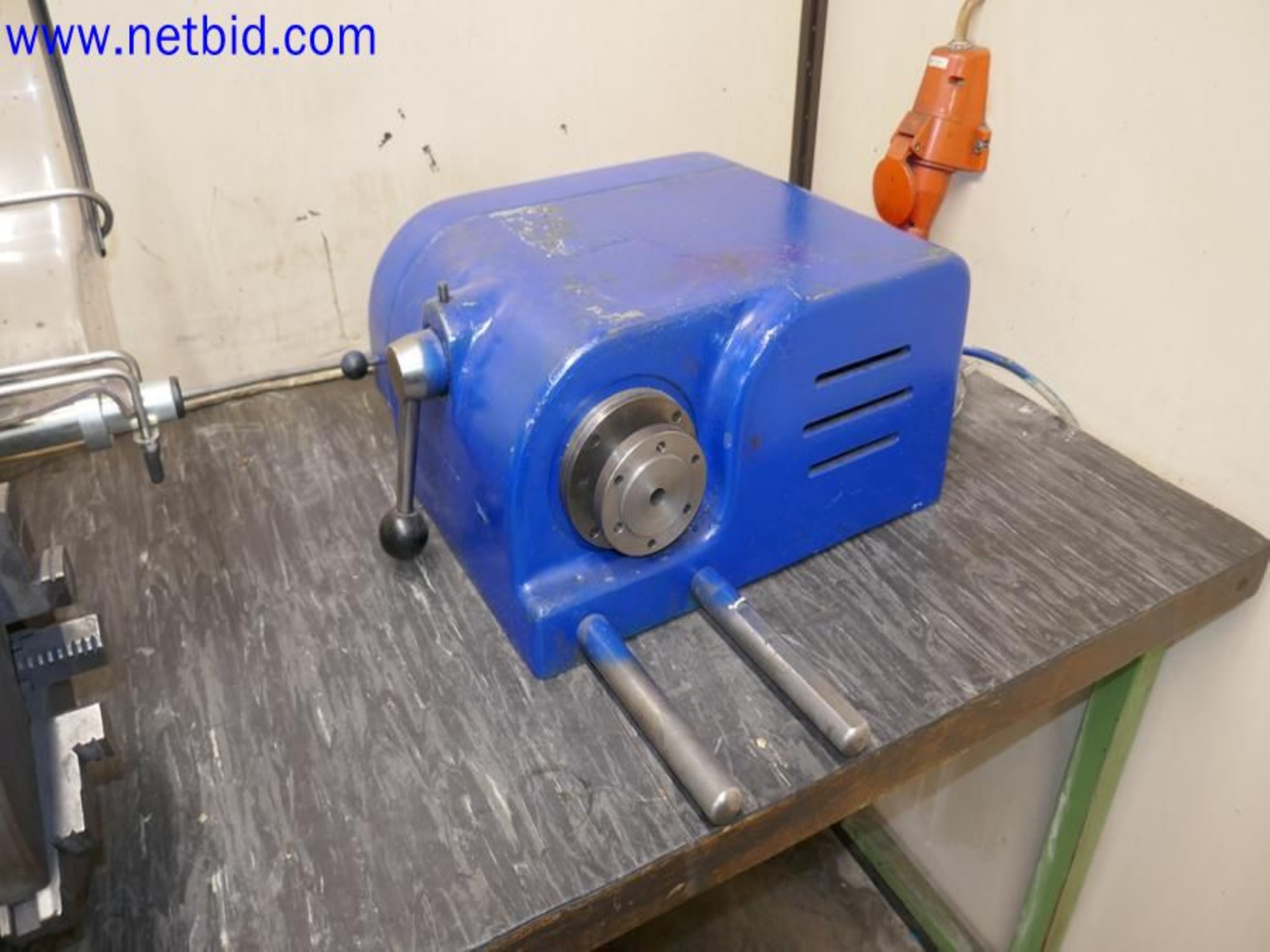 Machines from the toolmaking sector (CNC machining, grinding technology)-9