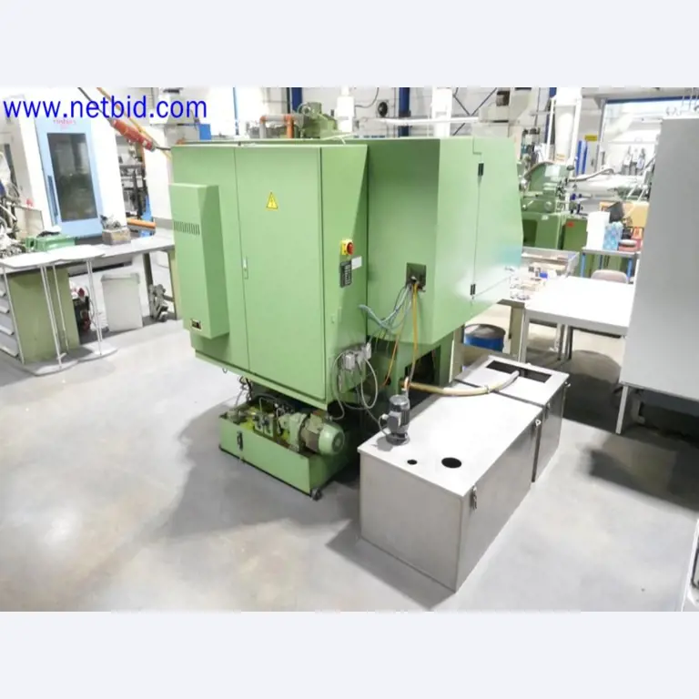 Machines from the toolmaking sector (CNC machining, grinding technology)-13