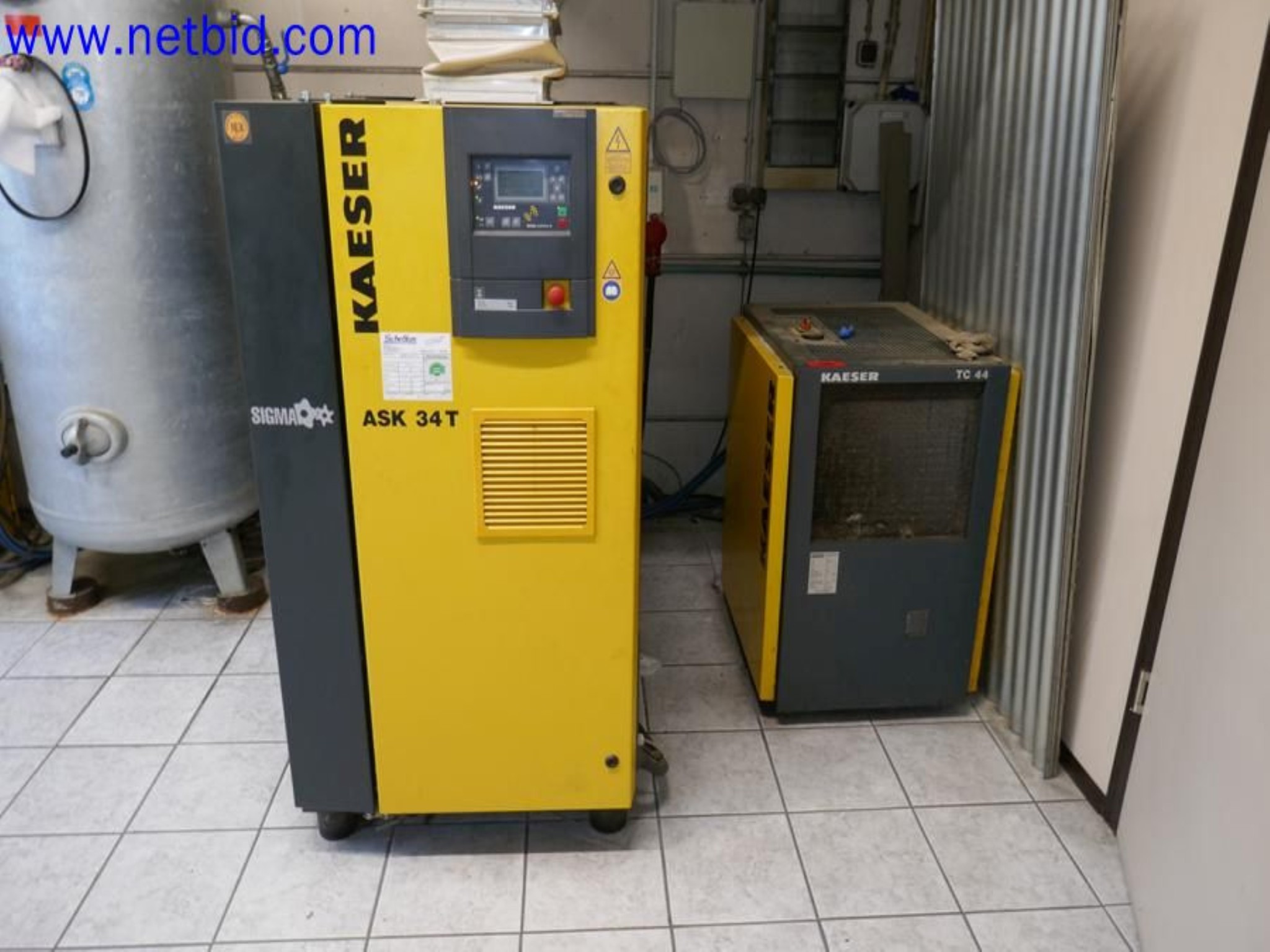 Machines from the toolmaking sector (CNC machining, grinding technology)-4