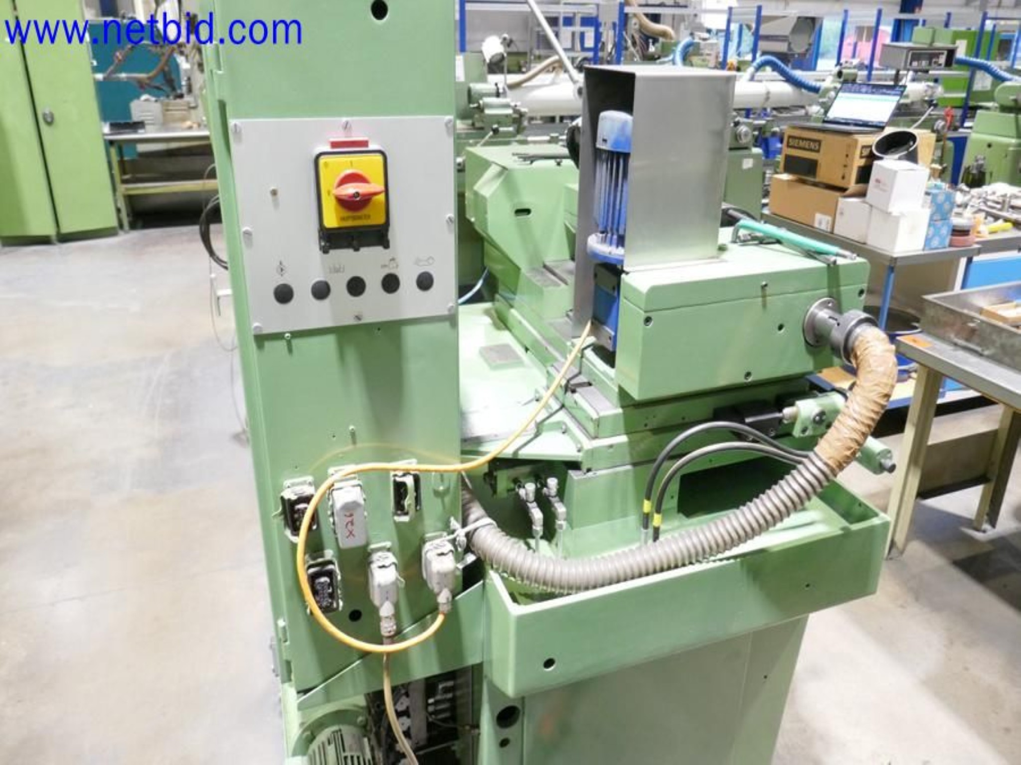 Machines from the toolmaking sector (CNC machining, grinding technology)-7