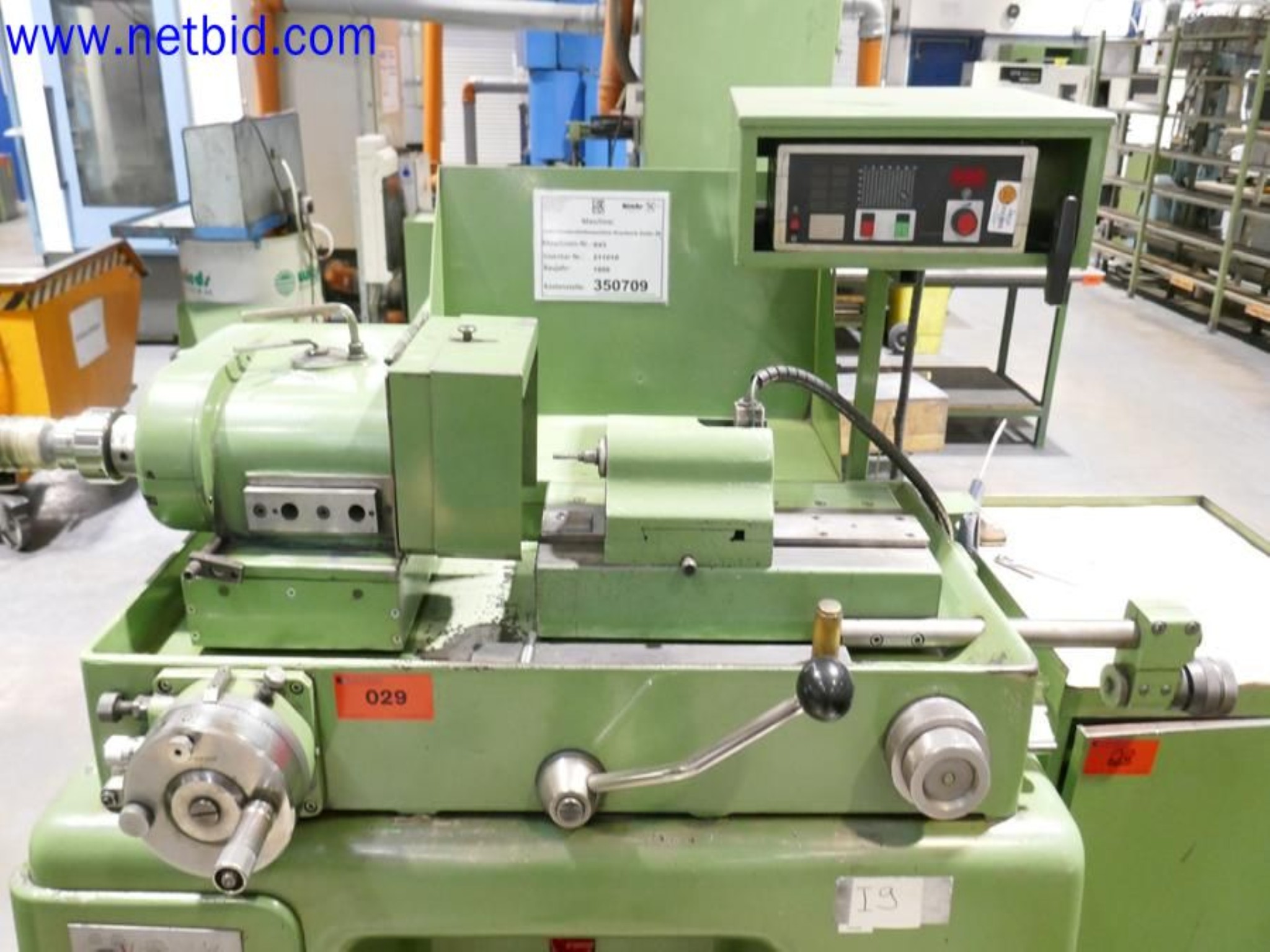 Machines from the toolmaking sector (CNC machining, grinding technology)-3