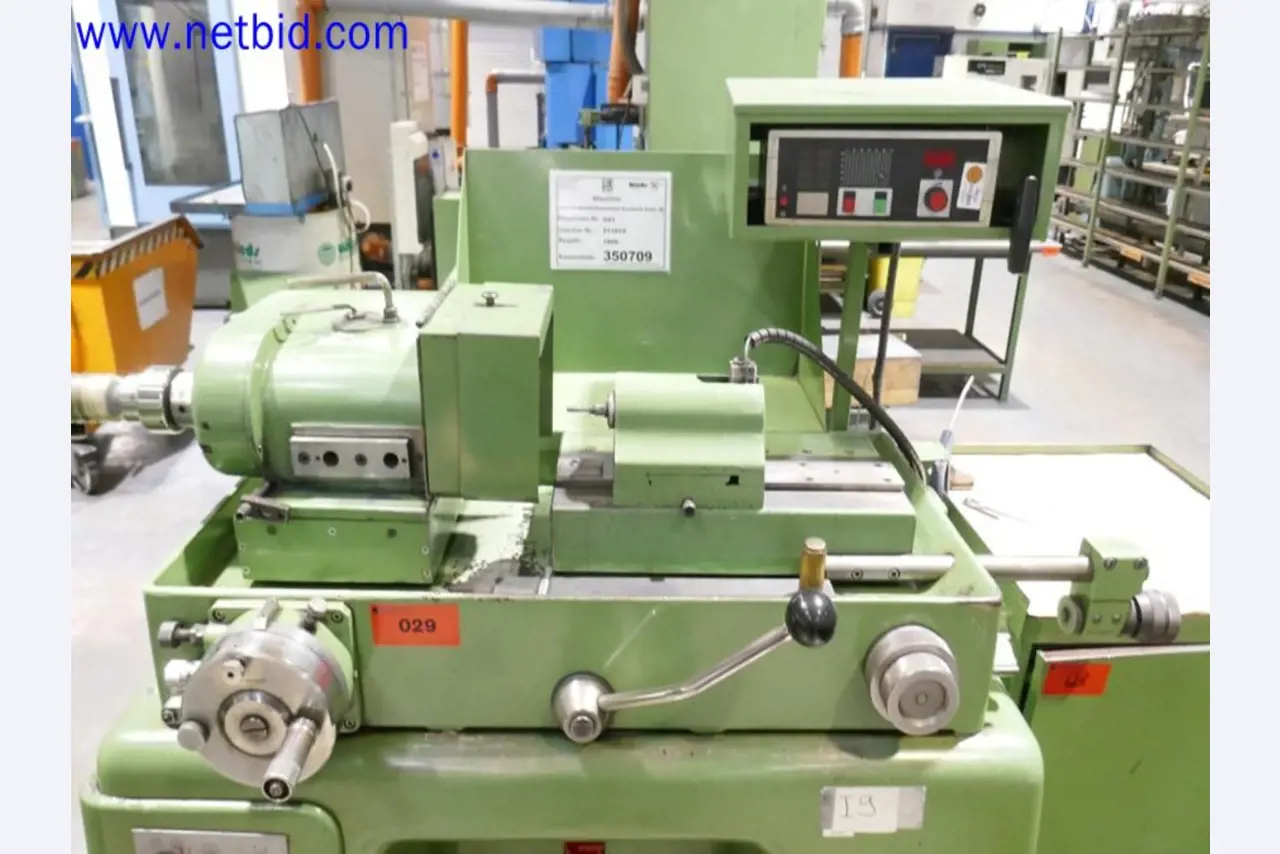 Machines from the toolmaking sector (CNC machining, grinding technology)-3