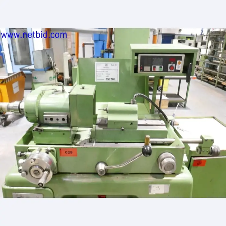 Machines from the toolmaking sector (CNC machining, grinding technology)-3