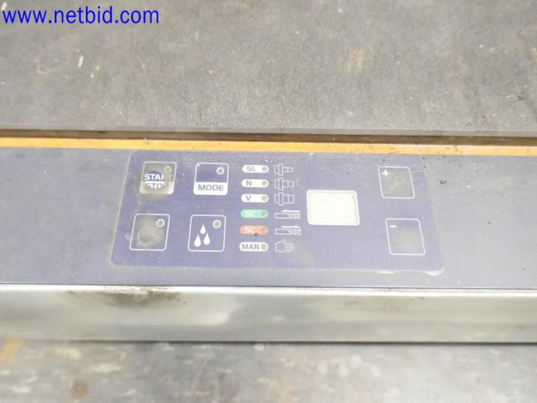 Machines from the toolmaking sector (CNC machining, grinding technology)-3