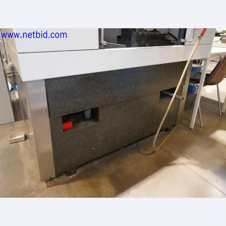 Machines from the toolmaking sector (CNC machining, grinding technology)-11
