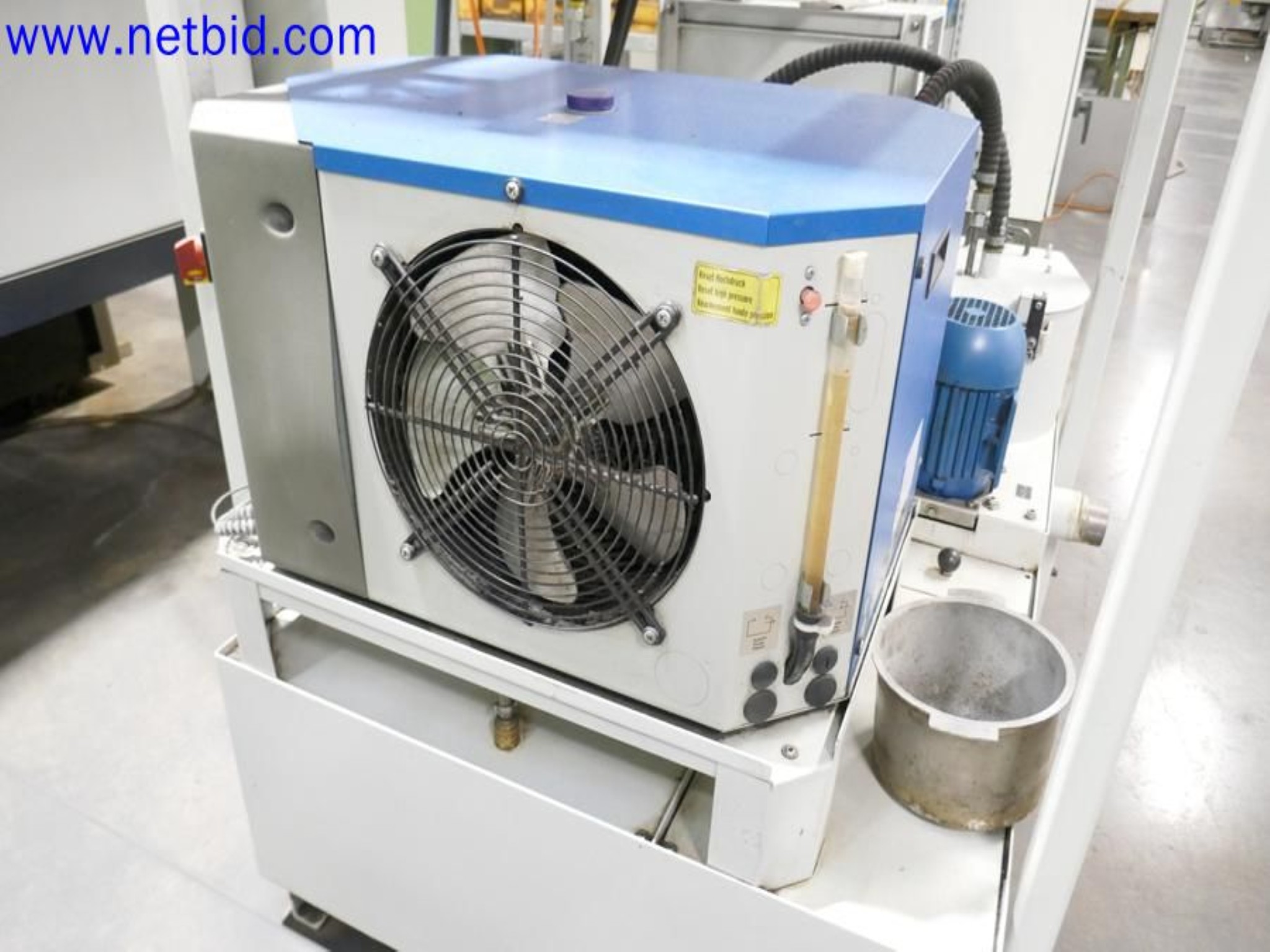 Machines from the toolmaking sector (CNC machining, grinding technology)-13