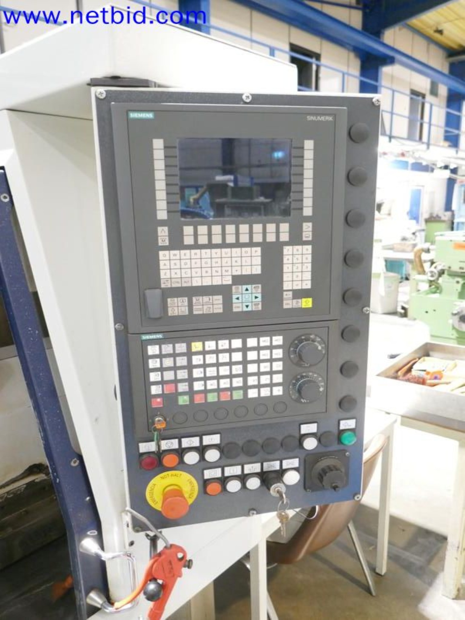 Machines from the toolmaking sector (CNC machining, grinding technology)-6