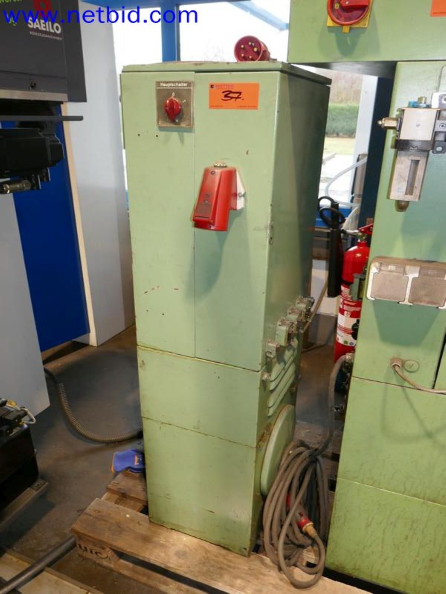 Machines from the toolmaking sector (CNC machining, grinding technology)-3