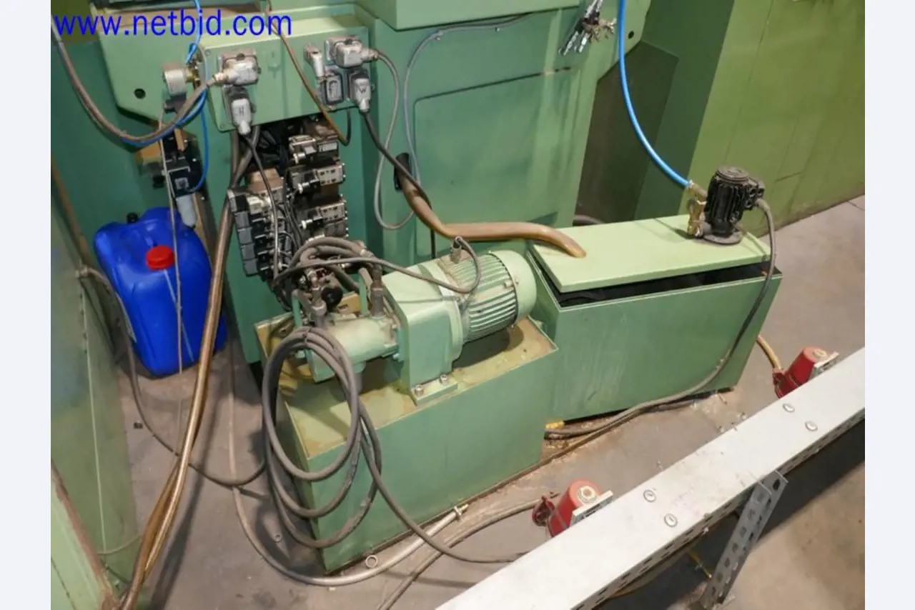 Machines from the toolmaking sector (CNC machining, grinding technology)-7