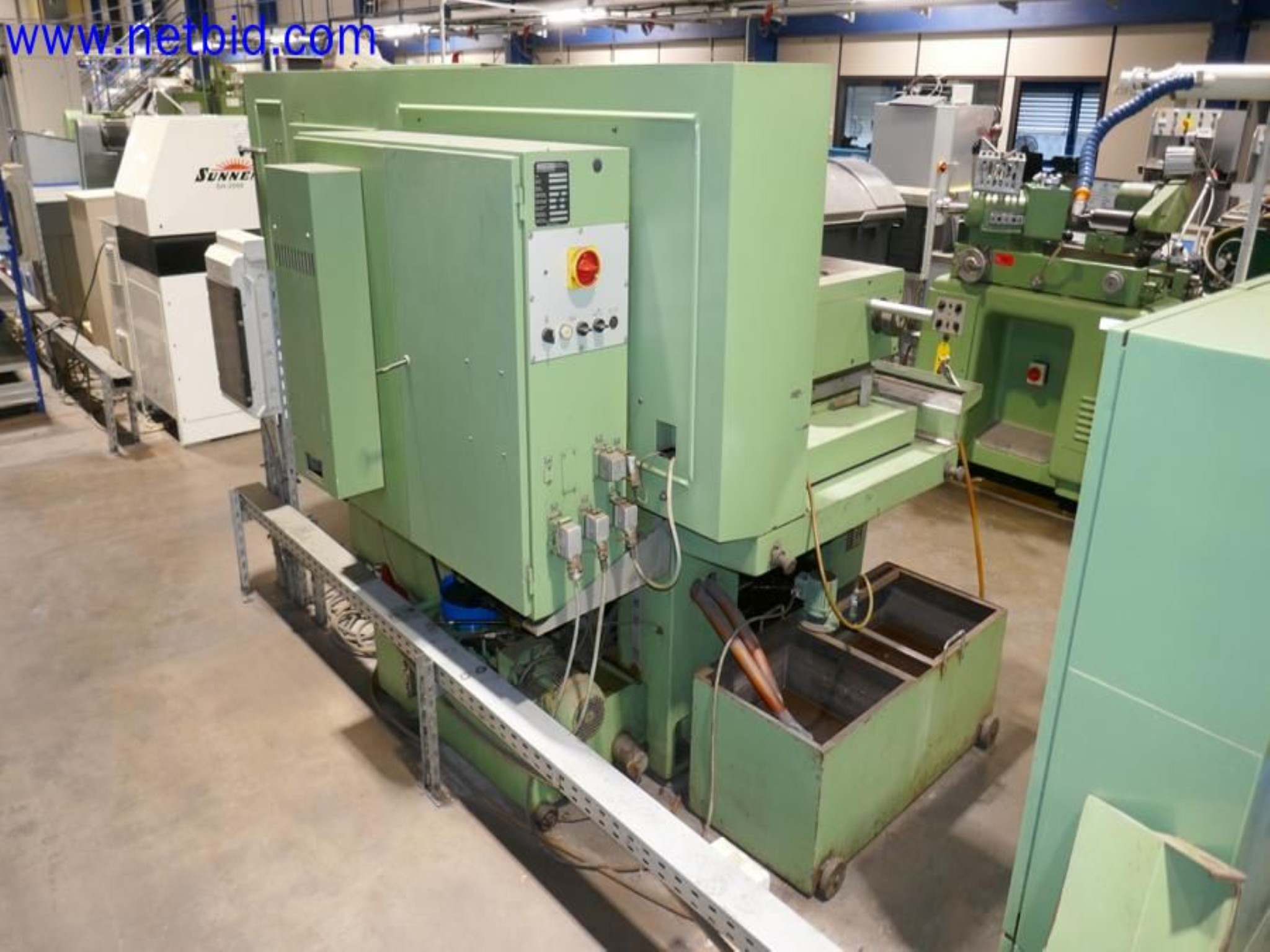 Machines from the toolmaking sector (CNC machining, grinding technology)-4