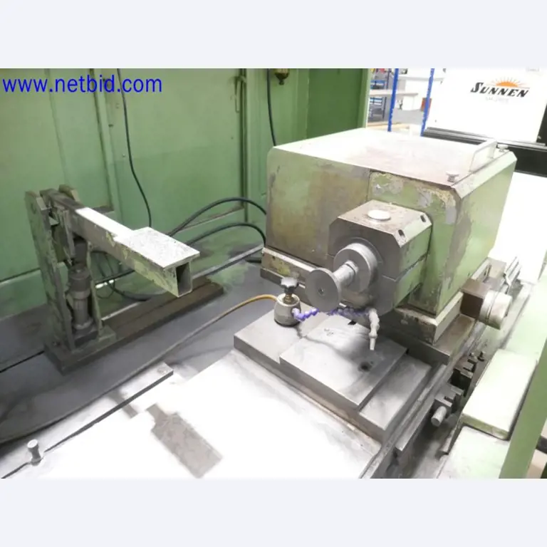 Machines from the toolmaking sector (CNC machining, grinding technology)-7