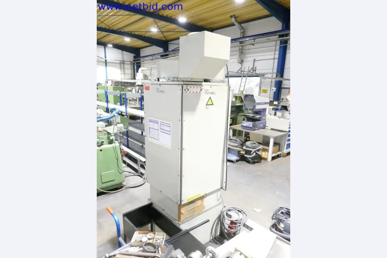 Machines from the toolmaking sector (CNC machining, grinding technology)-1