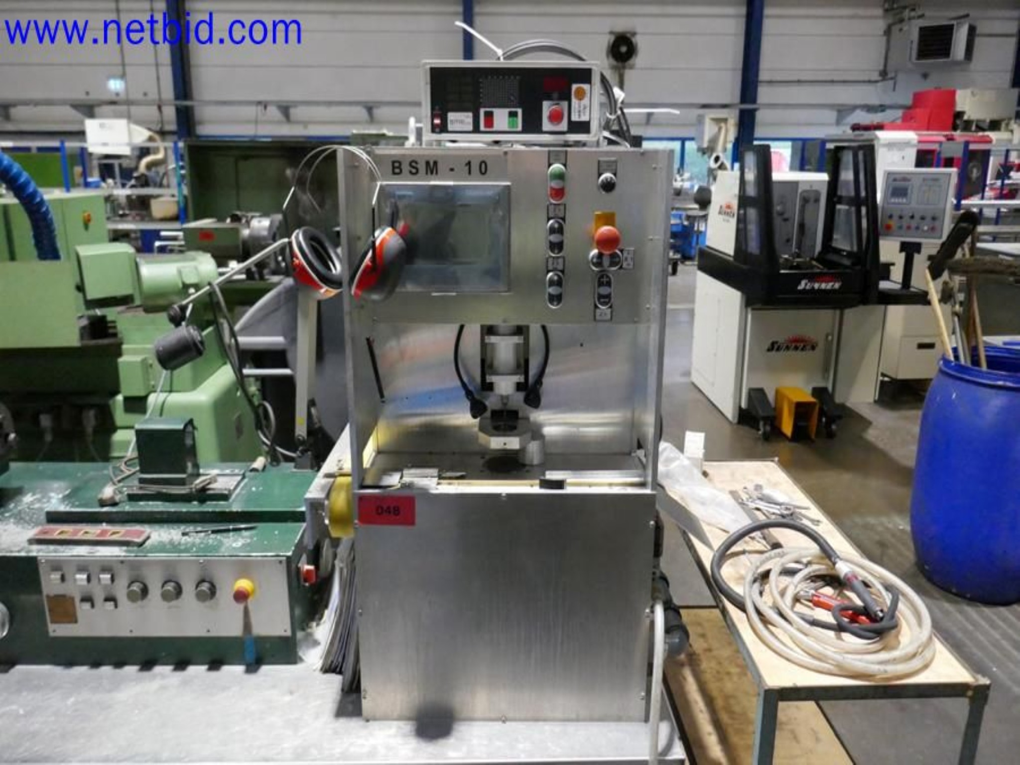 Machines from the toolmaking sector (CNC machining, grinding technology)-1