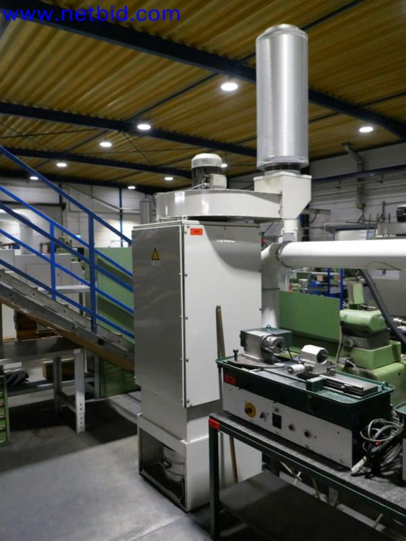 Machines from the toolmaking sector (CNC machining, grinding technology)-1