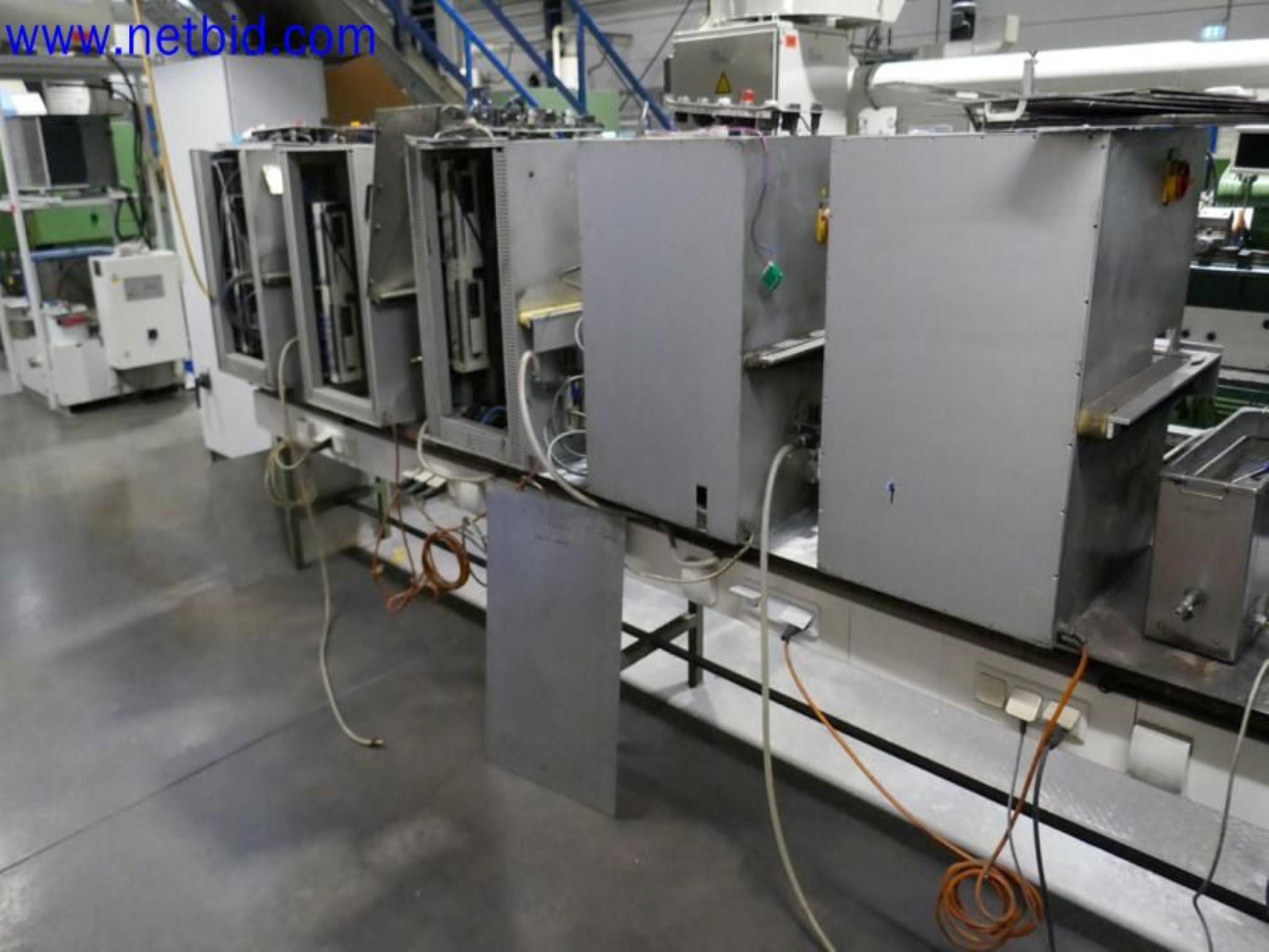 Machines from the toolmaking sector (CNC machining, grinding technology)-16