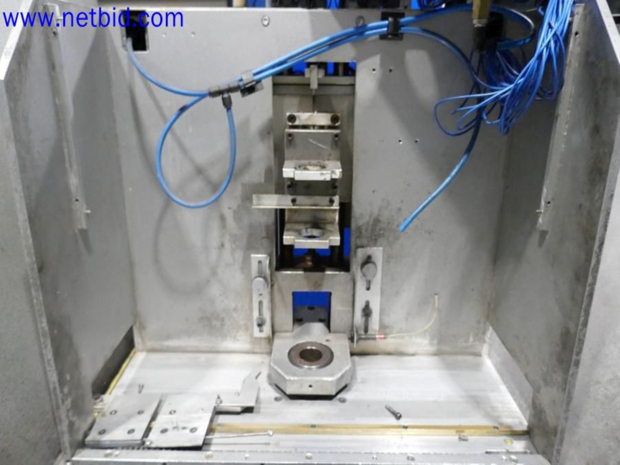 Machines from the toolmaking sector (CNC machining, grinding technology)-7