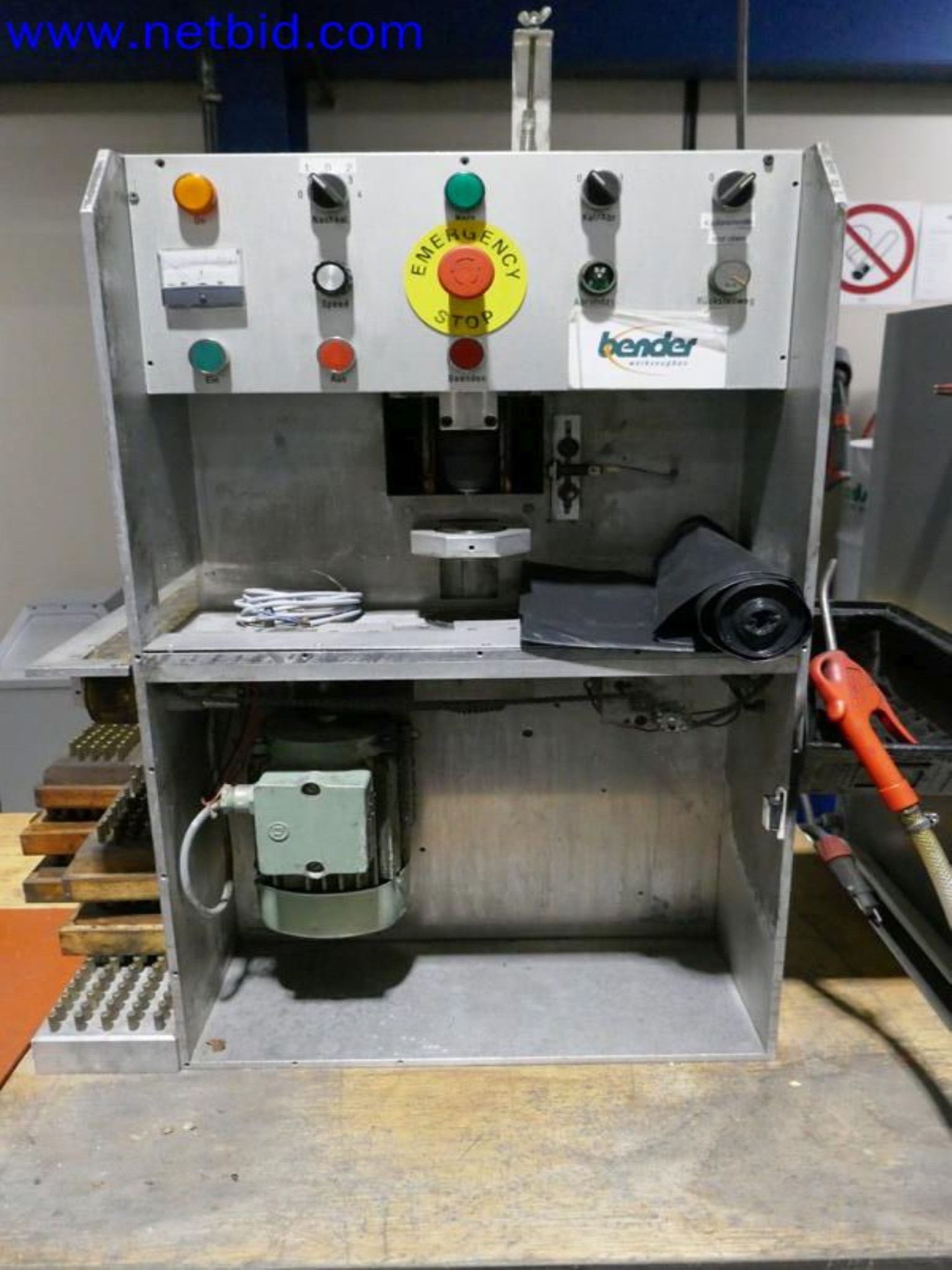 Machines from the toolmaking sector (CNC machining, grinding technology)-2