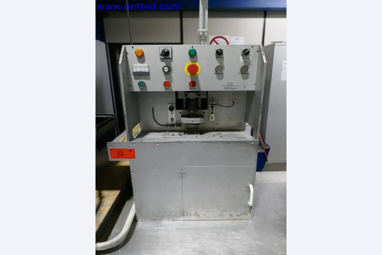 Machines from the toolmaking sector (CNC machining, grinding technology)-4
