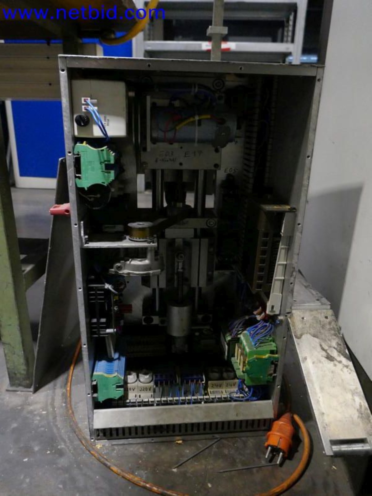 Machines from the toolmaking sector (CNC machining, grinding technology)-7